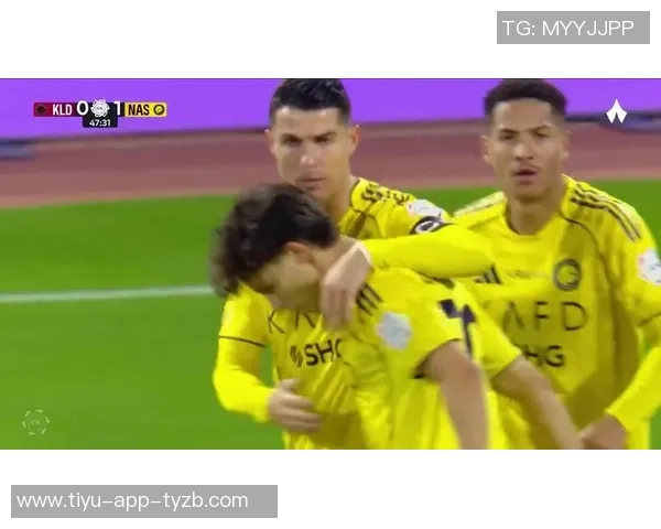 菲利克斯最后时刻轻松破门锁定胜局本赛季已打入18球助攻6次表现惊艳 菲利克斯最后时刻轻松破门锁定胜局本赛季已打入18球助攻6次表现惊艳