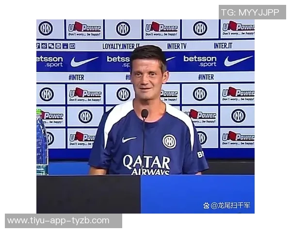 前国脚盛赞齐沃谦虚负责相信他将在国米收获丰厚荣誉 前国脚盛赞齐沃谦虚负责相信他将在国米收获丰厚荣誉