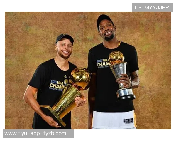 KD回顾离开勇士后的夺冠经历讲述在不同球队的疯狂故事 KD回顾离开勇士后的夺冠经历讲述在不同球队的疯狂故事